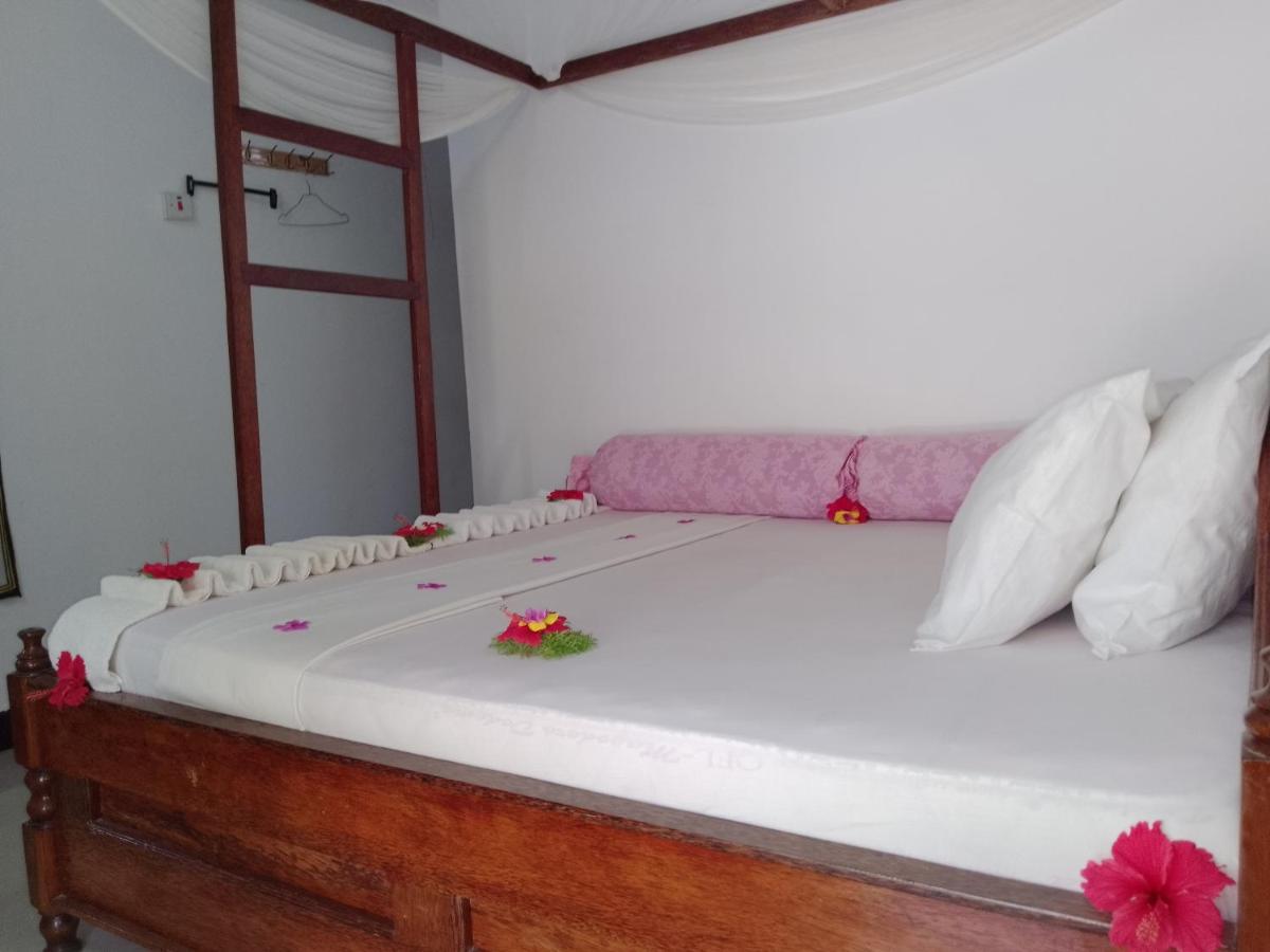 H & H Bungalows Nungwi Eksteriør bilde