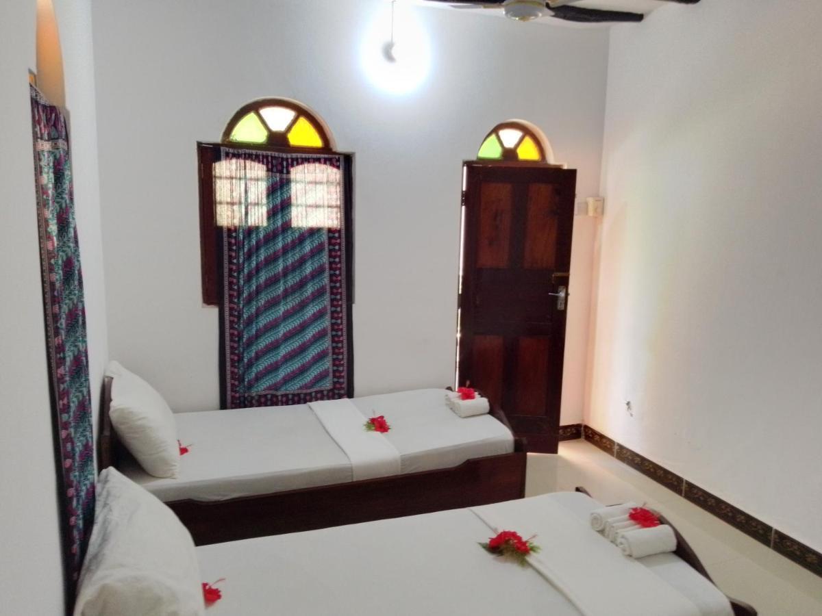 H & H Bungalows Nungwi Eksteriør bilde