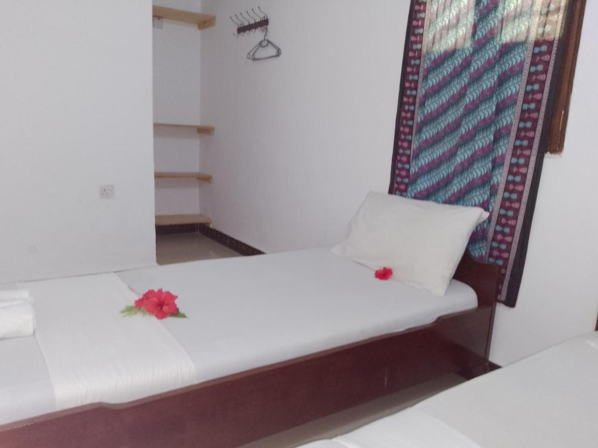 H & H Bungalows Nungwi Eksteriør bilde